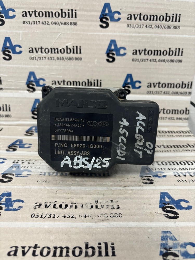 589201G000 Hyundai Accent ABS Pump