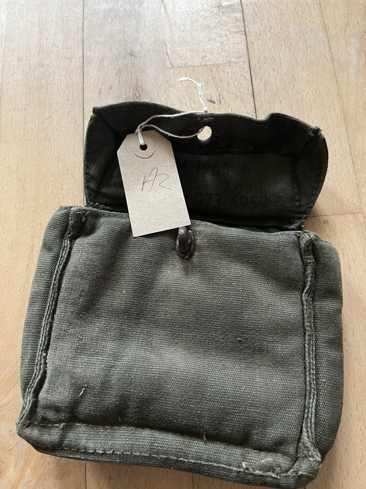 (A2) British Army 58 Pattern Canvas Binocular Carry Case Pouch Green webbing