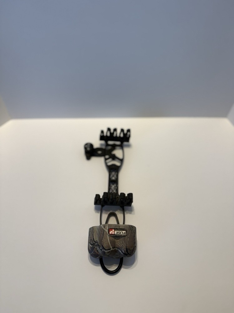 Fuse Vector XT 4 Arrow Quiver Real Tree Camo Detachable For Compound Bow