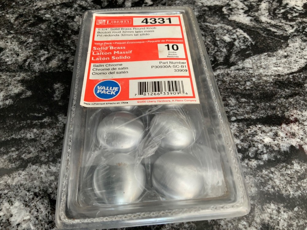 Liberty Hardware VTG Solid satin brass Rd. Knobs 1-1/4” 10 Cabinet Knobs Drawer