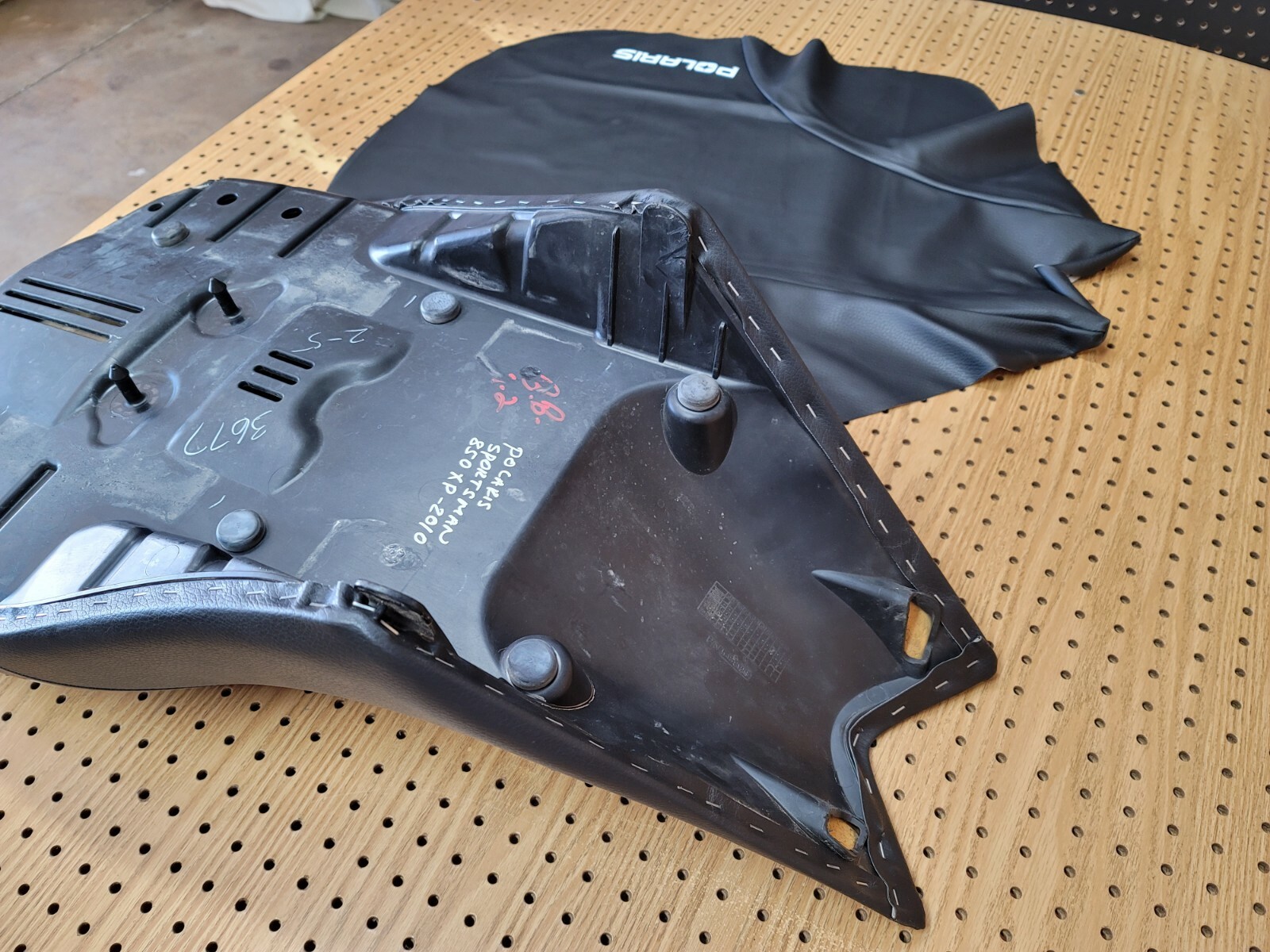 POLARIS SPORTSMAN 550 850 1000 XP SEAT COVER 2009 TO 2016 (BLACK) [P*-31]