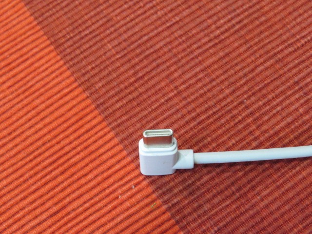 SAMSUNG THE FREESTYLE Projector Battery Power Cable Type-C