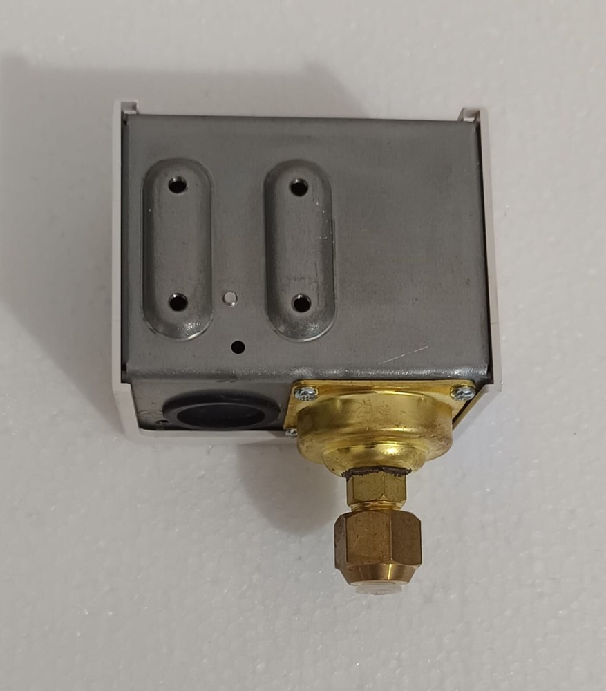 SAGINOMIYA SNS-C106 PRESSURE CONTROL SWITCH