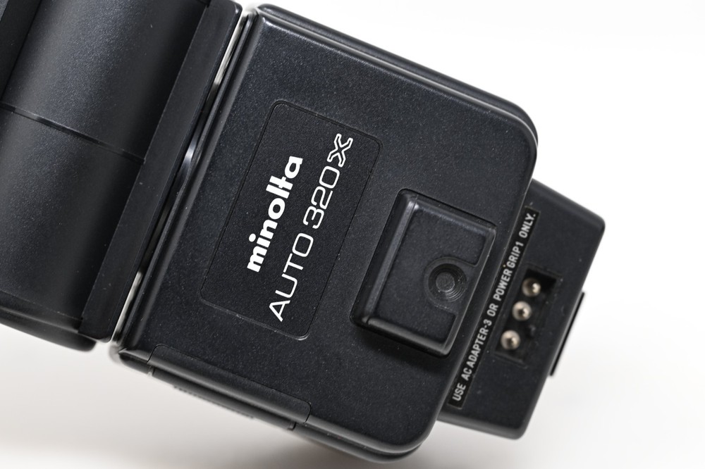 Minolta Auto 320X Flash #B138