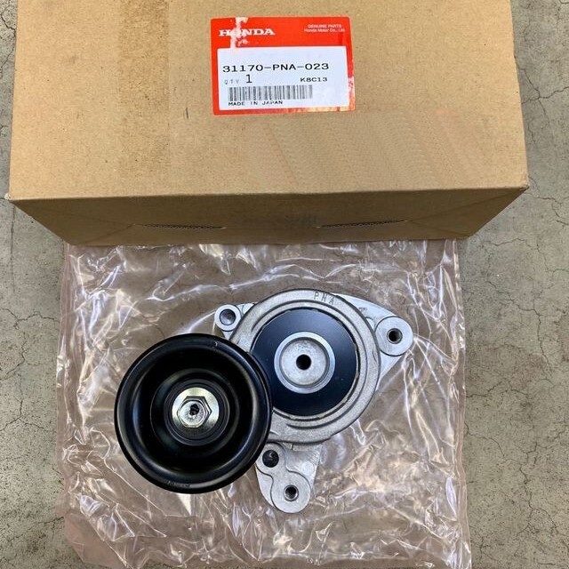 Genuine Drive Belt Tensioner Assy For 2006-2011 Honda Civic Si 31170-PNA-023 OEM