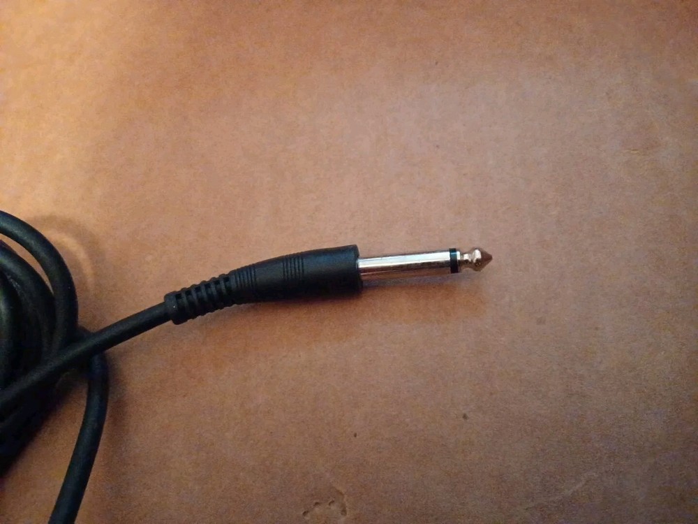 Sustain Pedal fits Many Keyboards