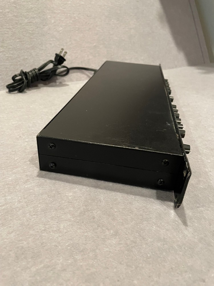 BBE 383 BASS PREAMP RACK MOUNTABLE BLACK