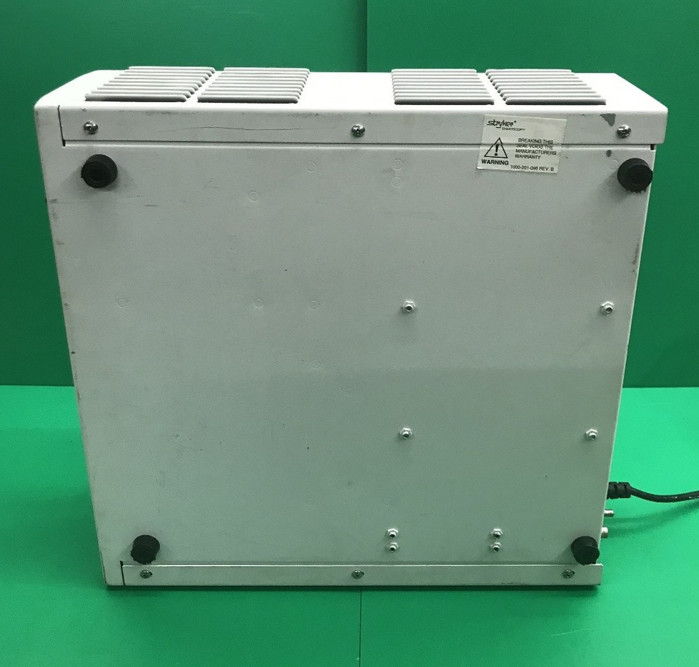 Stryker Endoscopy Quantum 4000 Light Source, Model 220-170-000