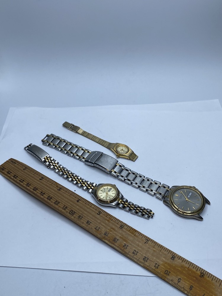 Unisex Citizen Assorted Watch Bundle 3pcs 133.2g
