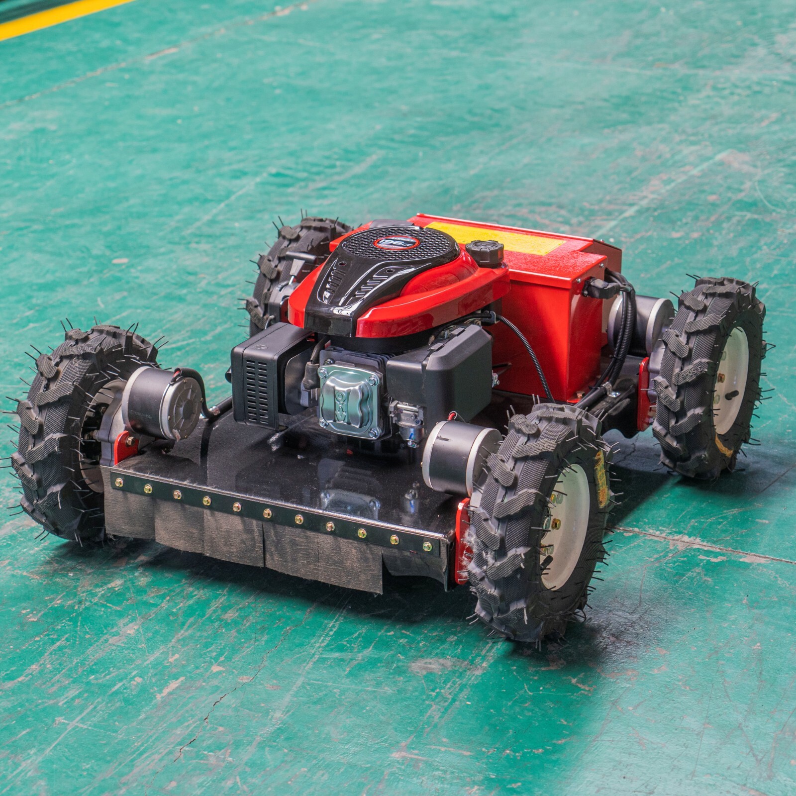 Gasoline Remote Control Lawn Mower Adjustable Blade Height 45° Climbing