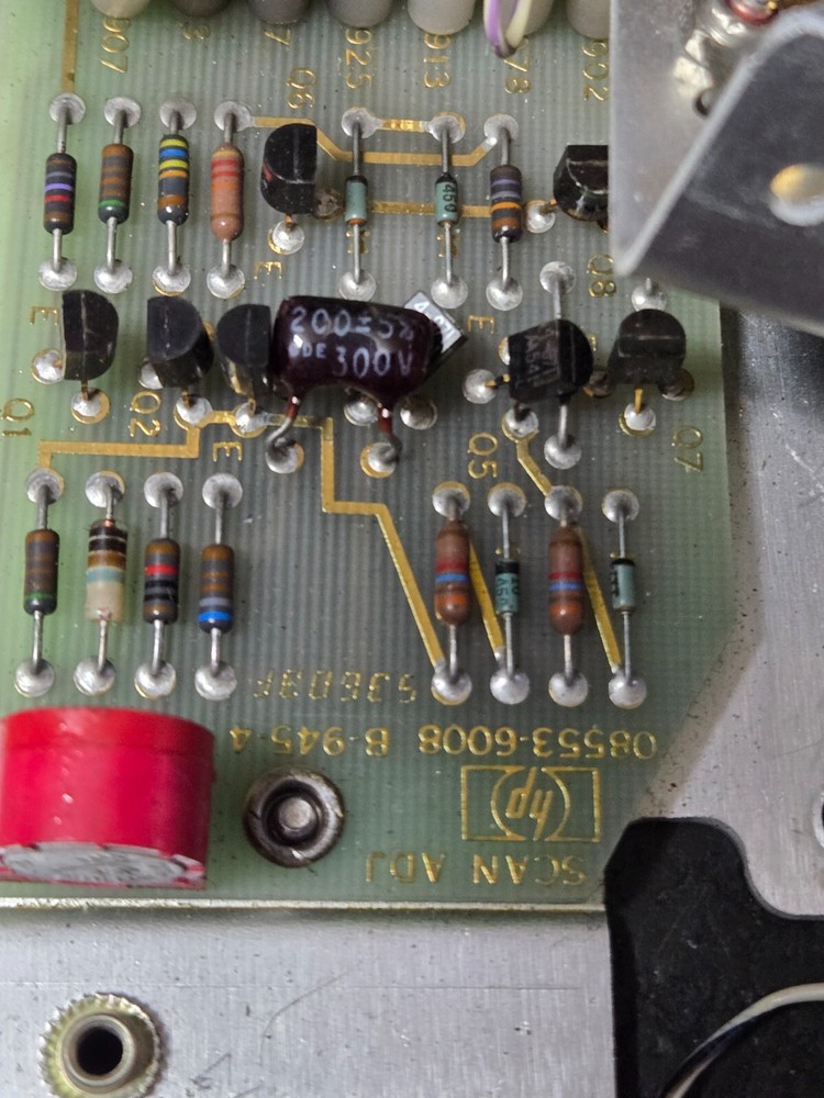 HP SPECTRUM ANALYZER RF SECTION 8553B front panel, knobs, misc boards & cables