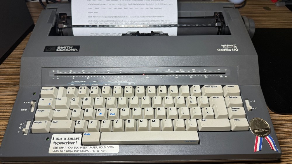 Smith Corona DeVille 110 Spell-Right Dictionary II Electric Typewriter – AS-IS
