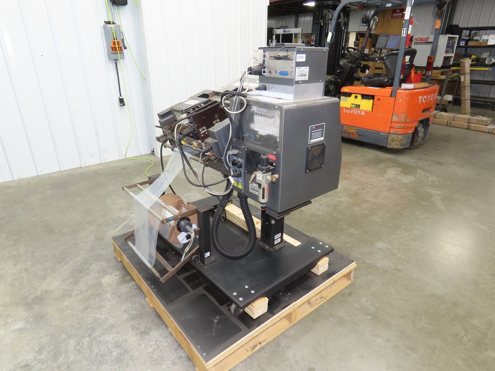 Sharp MAX 12 Bagging System Automatic Labeler SP203A Bagger Machine