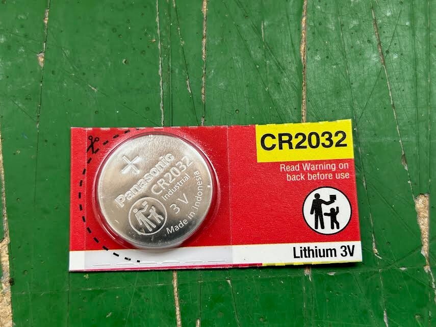 Genuine Honda 15400-PLM-A02 Oil Filter 3 Pk Filters, 3 Washers & 1 Battery 2032
