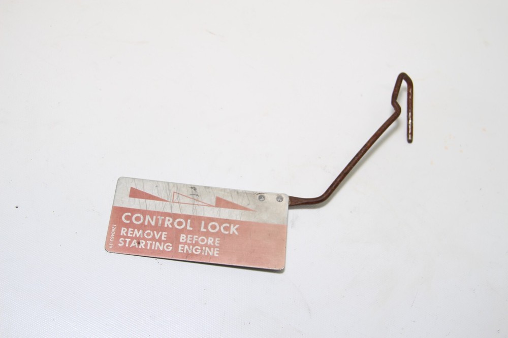 Cessna Control Wheel Lock Placard Assembly, P/N: 1260463-19