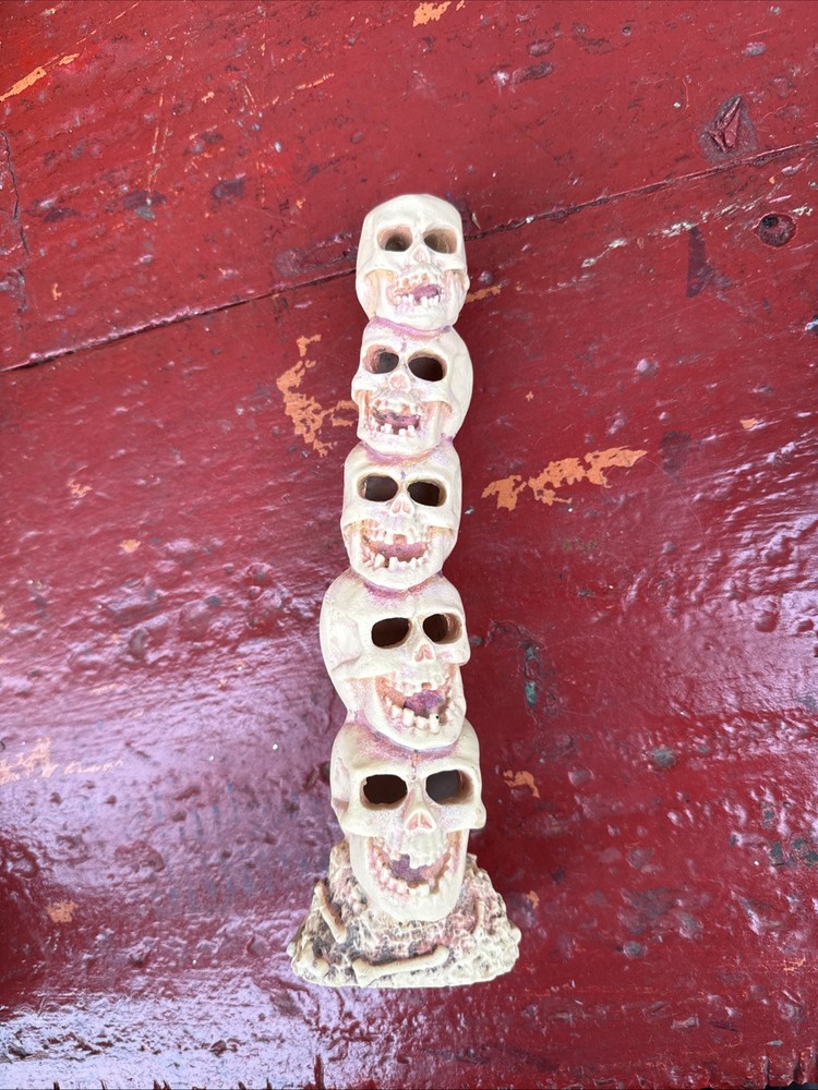 Vintage Skull Stack 2002 Y2K Plastic T.S.S. 9”
