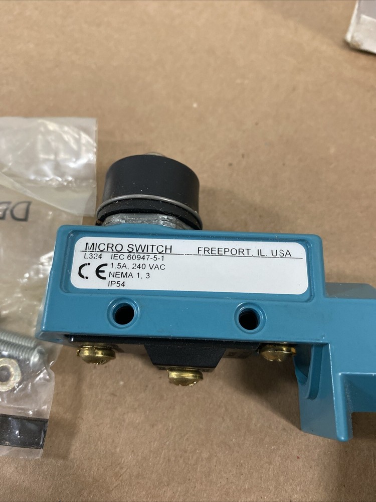 Honeywell BZE6-2RN Micro Limit Switch