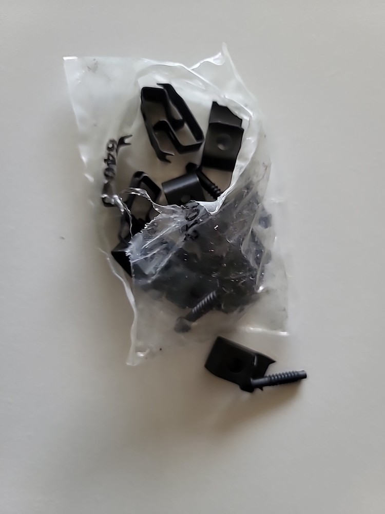 Drop-in sink clips
