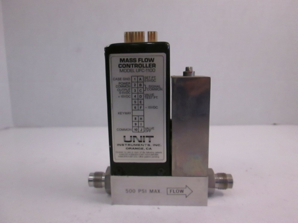Unit UFC-1100 Mass Flow Controller, SIH2CL2, 50 SCCM, Used