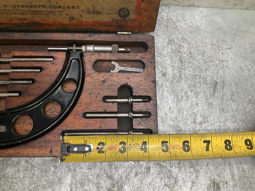 Starrett 224 Micro Meter Caliper 2" - 6" Set