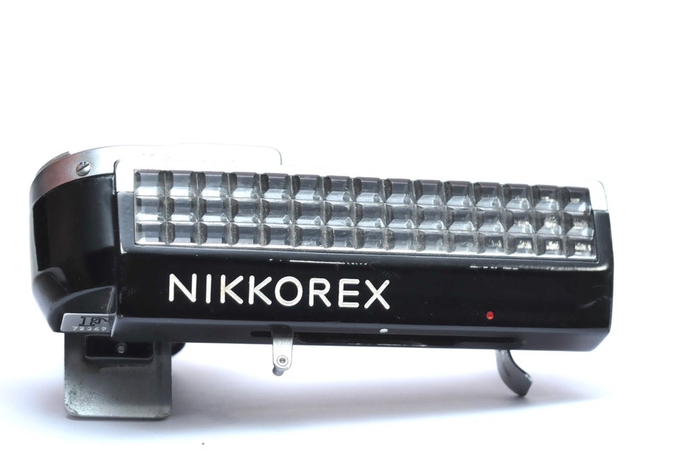 Nikon Nikkorex F Built-in Light Meter