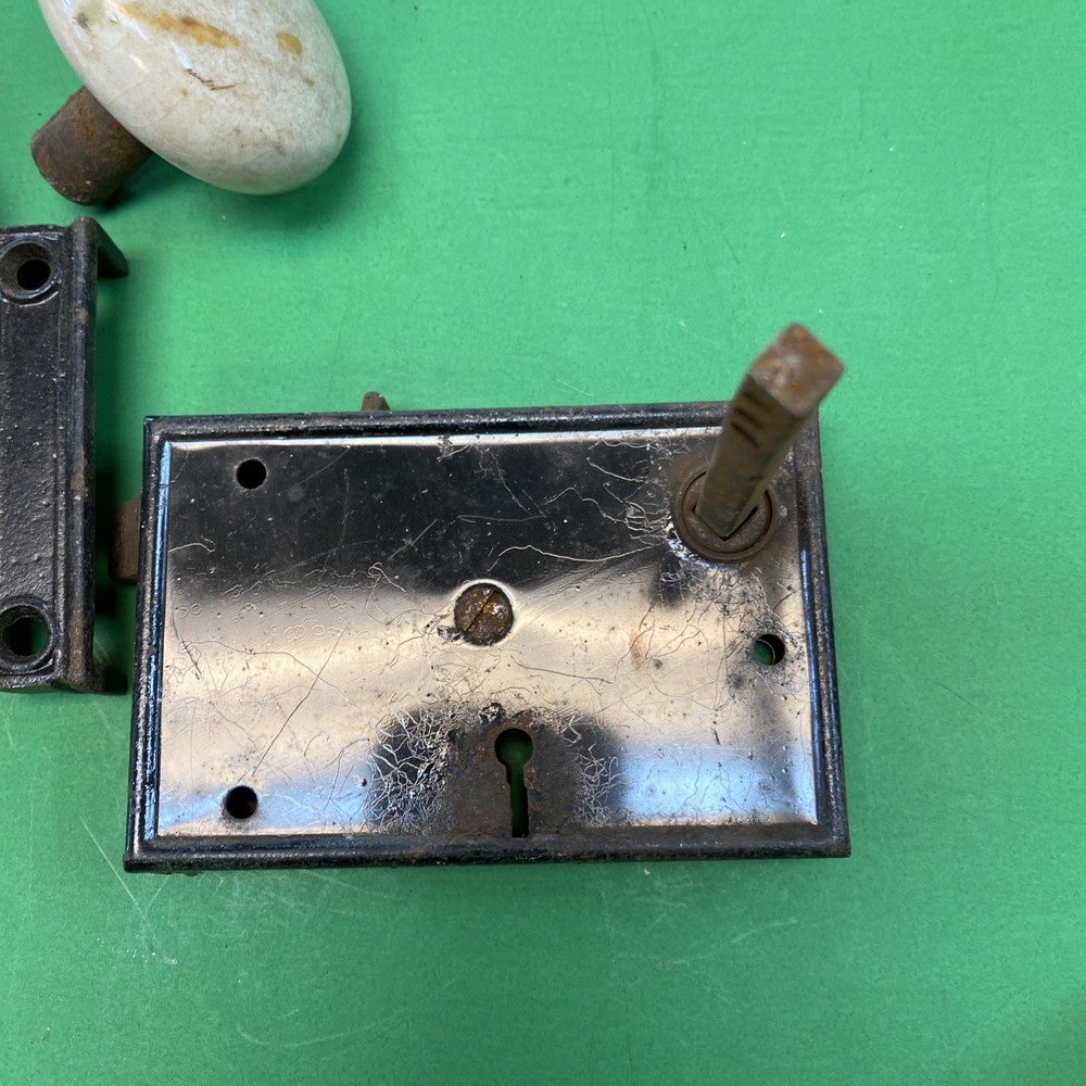 1800’s ORIGINAL EXTERIOR Surface Mount Door Lock With 4 Porcelain Knobs