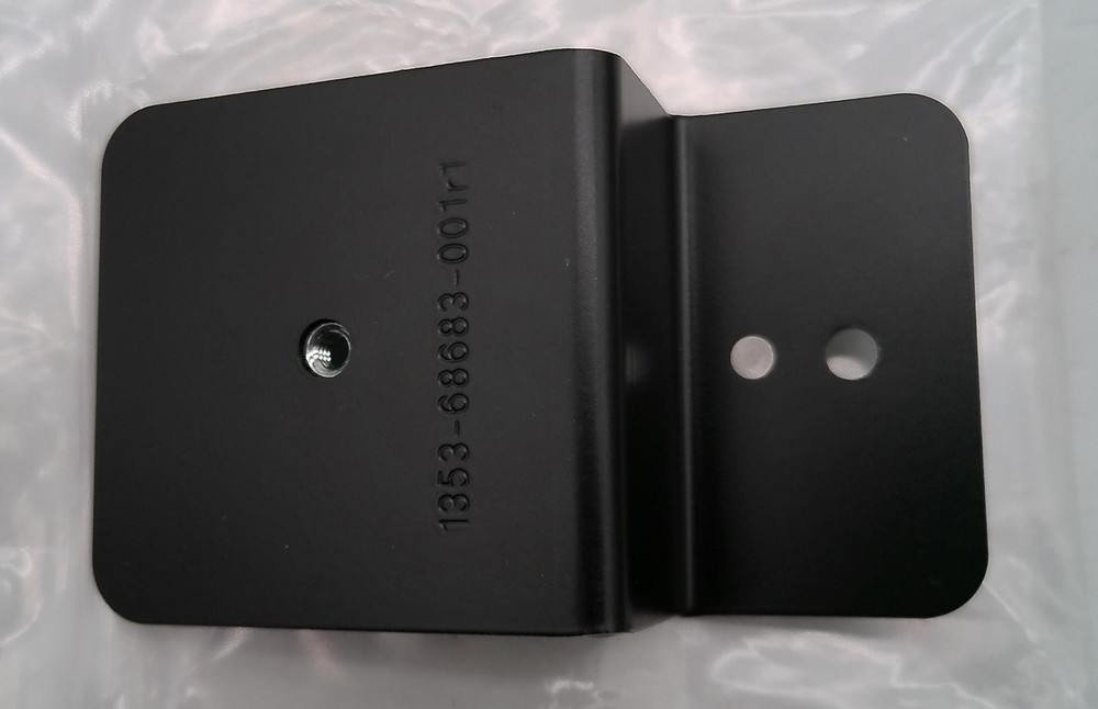 NEW OPEN-BOX POLYCOM 2215-68675-001 UNIVERSAL CAMERA MOUNTING KIT EAGLEEYE IV