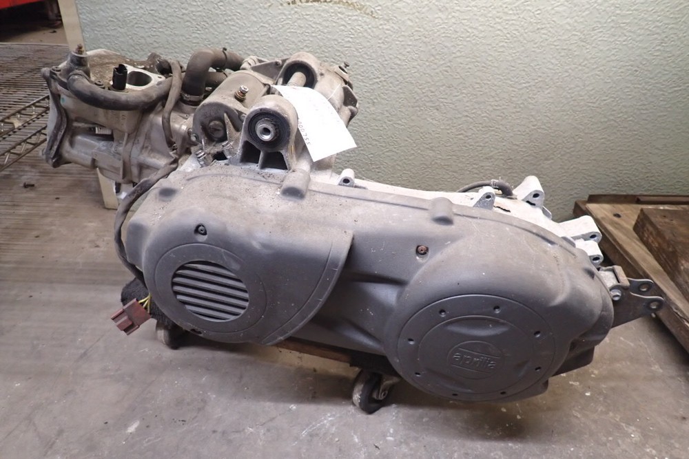 2003 APRILIA ATLANTIC 500 ENGINE W/ STARTER (UNKNOWN MILES) (180PSI COMPRESSION)