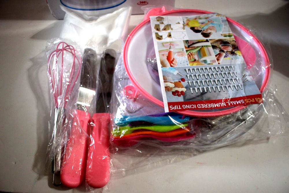 CAKE TURNTABLE SET ROTATES 360* DIAMETER 11" / 28CM WHITE/ PINK