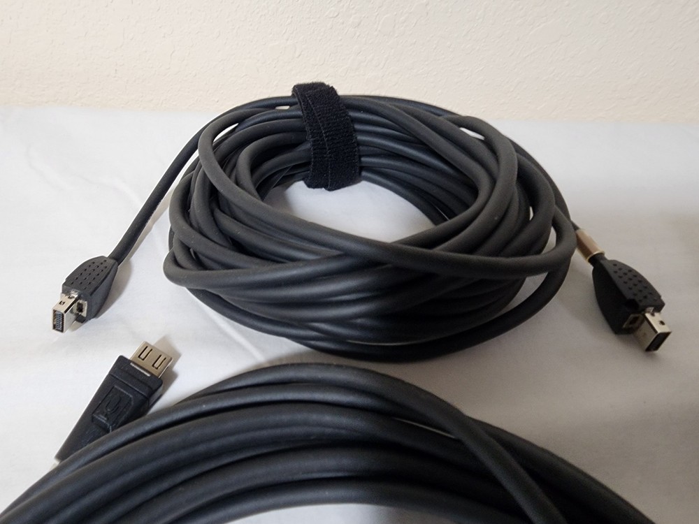 2 POLYCOM SPEAKERS 2201-23313-003 CABLES Polycom EPTZ-2 EagleEye Acoustic Camera