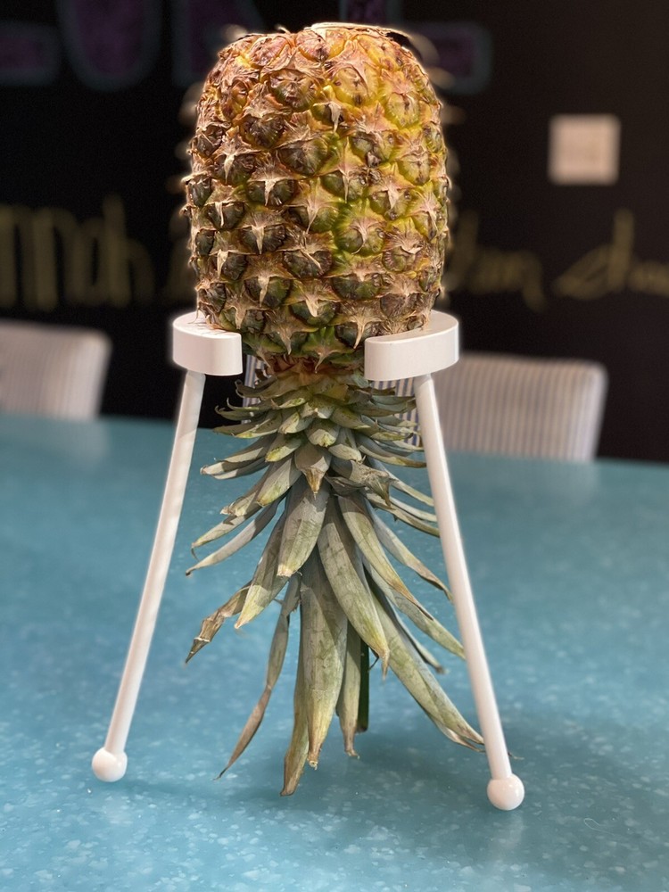 Pineapple ripening stand! (Black)