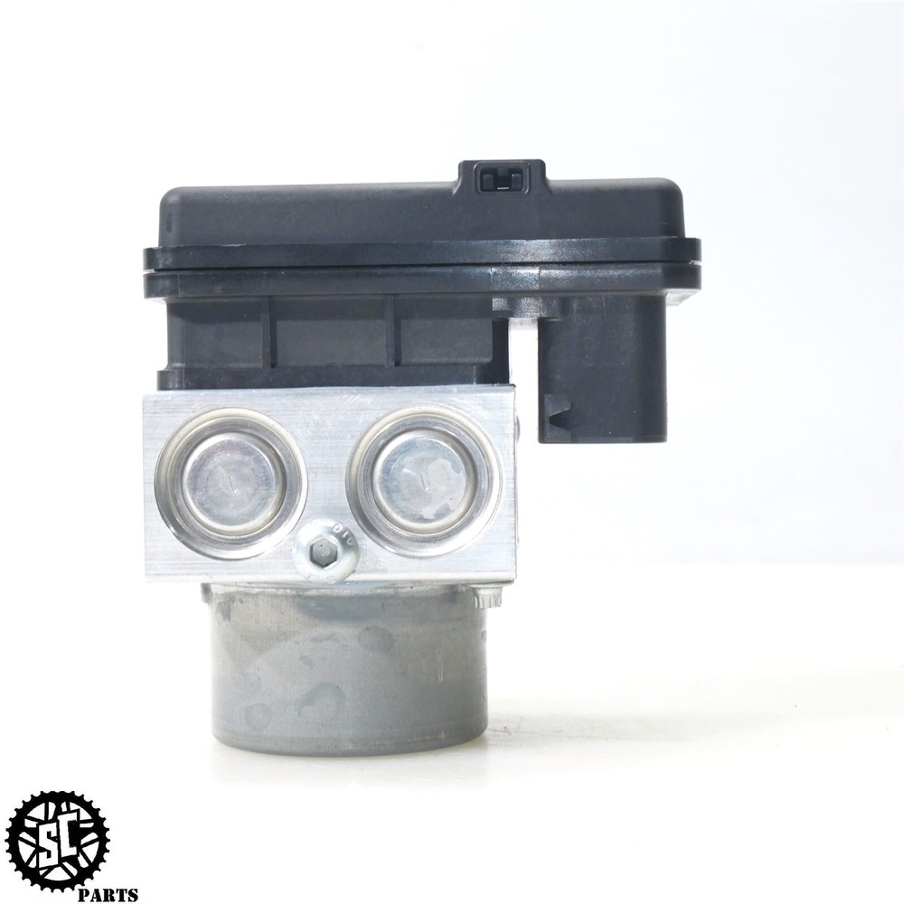 2023 HARLEY DAVIDSON SOFTAIL ABS BRAKE PUMP MODULE