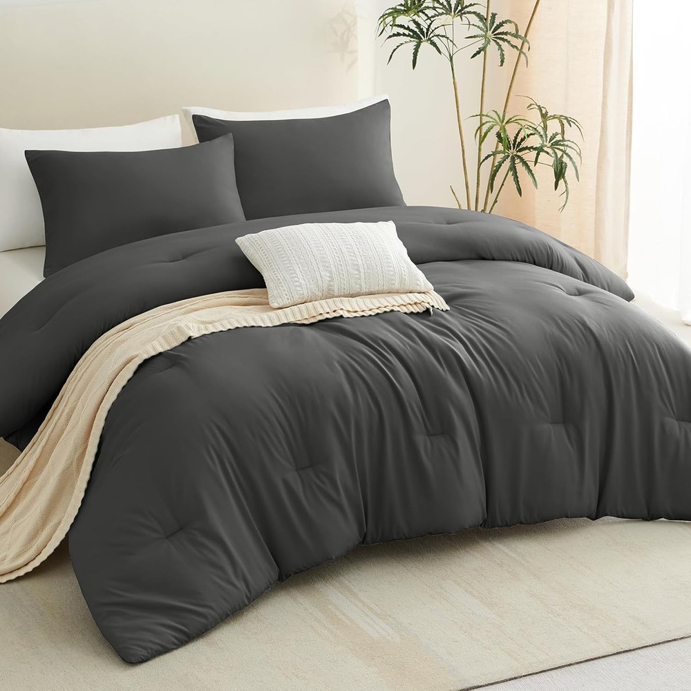Queen Comforter Set Dark Grey 1 Comforter & 2 Pillowcases Quilted Microfiber