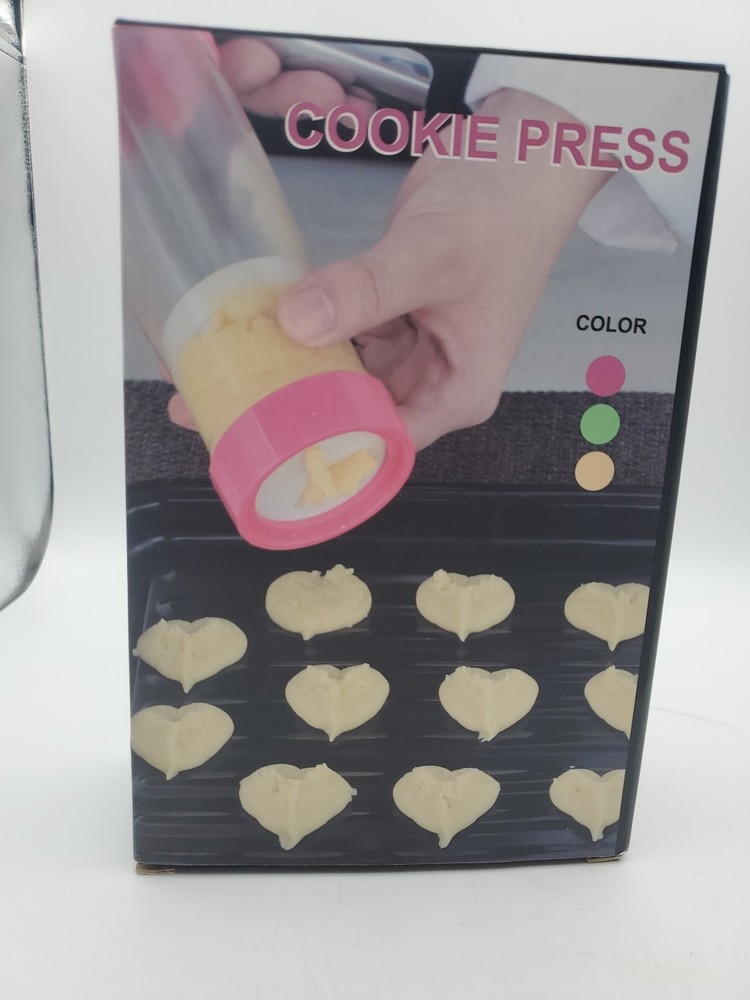 Cookie Press with Icing Tips and Cookie Discs New Open Box Lime Green