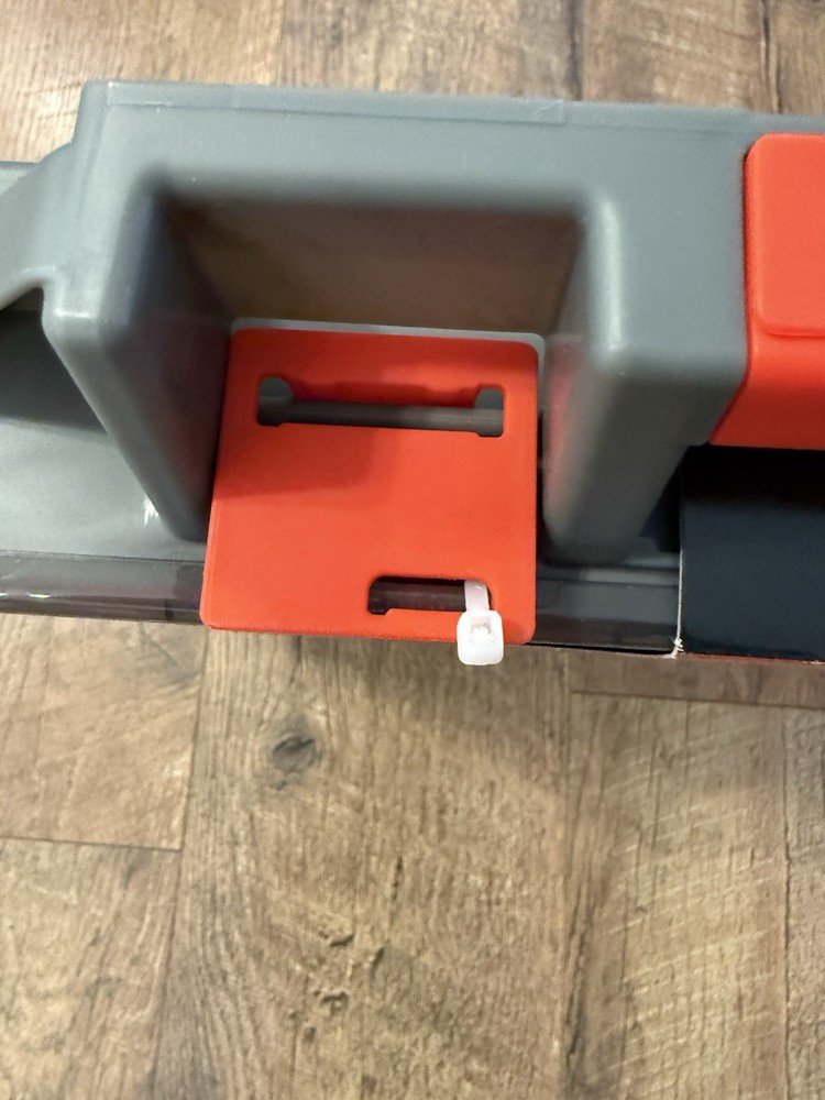 Roblox Collector's Tool Box Carry Case Holds 32 Figures Virtual Item Code Lazer