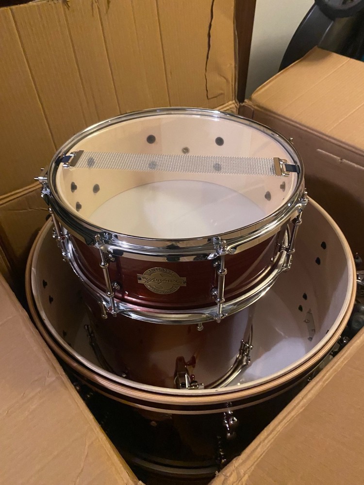 Sawtooth Command Series Drum Shell Pack(missing rack tom)