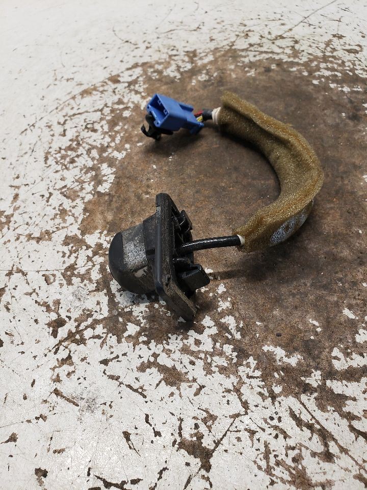 Camera/ Projector Rear View Camera Decklid Mounted Fits 2009-2010 RL OEM