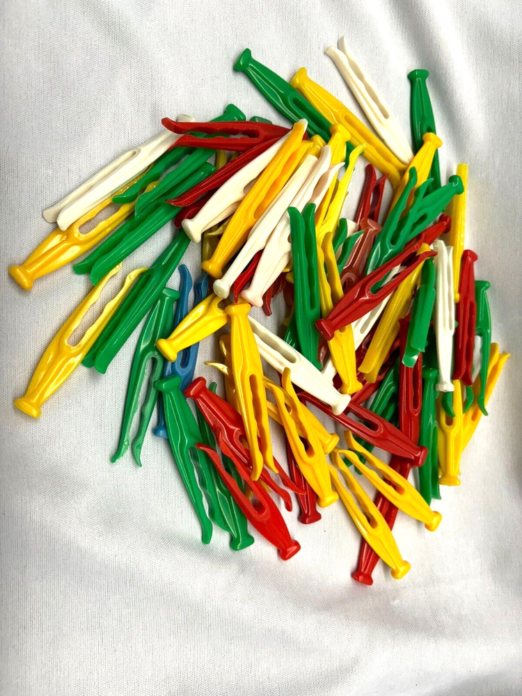 66 Colorful Plastic Clothes Pins