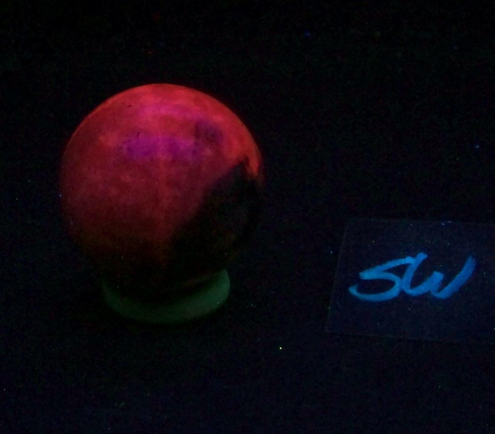 Fluorescent CA Calcite 32mm Collection Sphere 4702