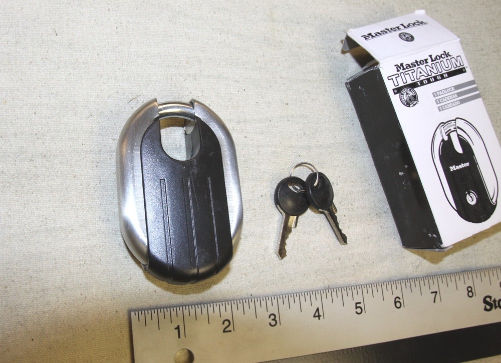 Master Lock model 187 titanium padlock - New