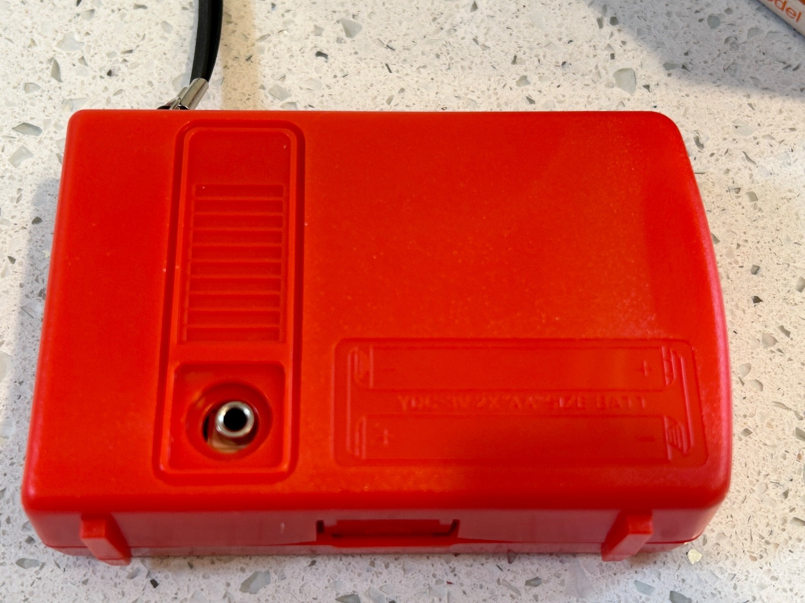 VINTAGE 1960-70's International Brand Transistor Radio Model IC 90 - Mint in Box