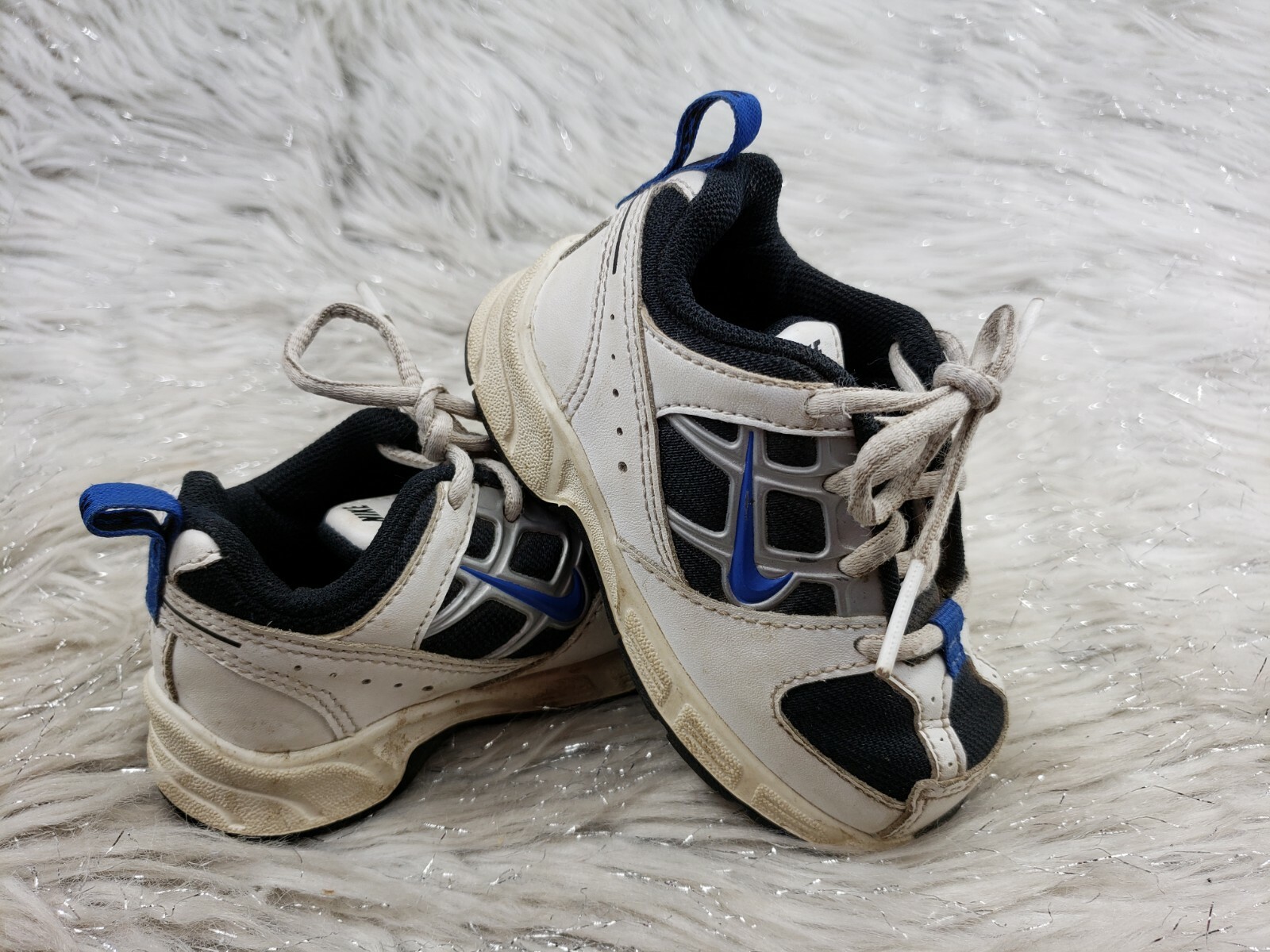 NIKE 317997-041 White Blue Black Sneakers Toddler Child Size 5C