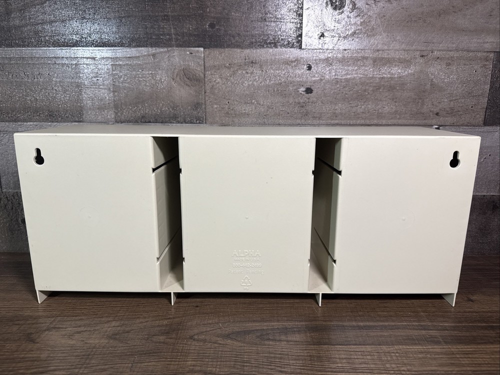 ALPHA / 36 CD Storage Rack / White