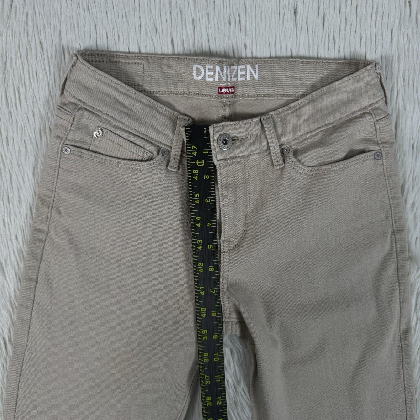 Denizen From Levi's Tan Mid-Rise Cuffed Capri Denim Jeans Women's Size 2