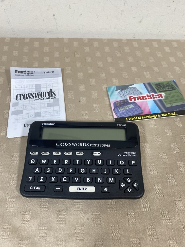 Franklin Handheld Electronic Crossword Puzzle Solver CWP-200 Tested Working