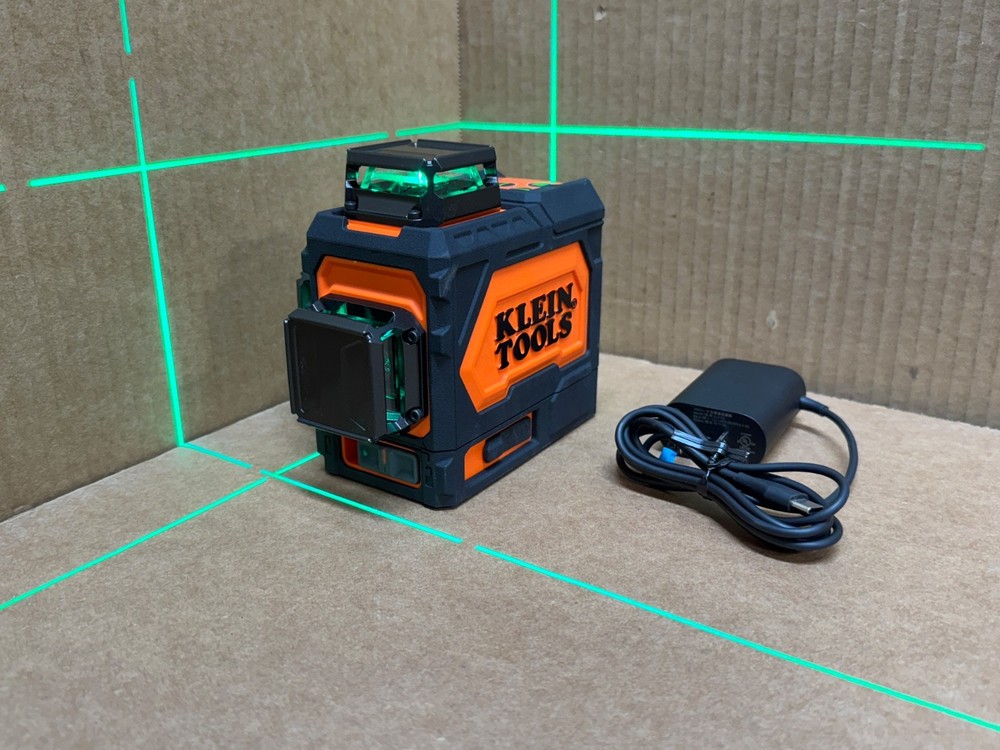 KLEIN TOOLS [93PLL] SELF-LEVELING GREEN PLANAR LASER LEVEL [NO MOUNTING BRACKET]