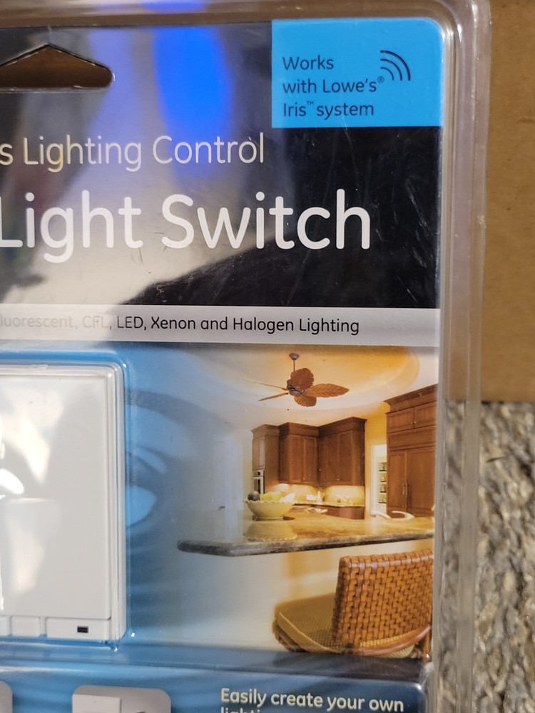 Wireless Light Switch On/Off Control With Smartphone, Model 45637, Open Box