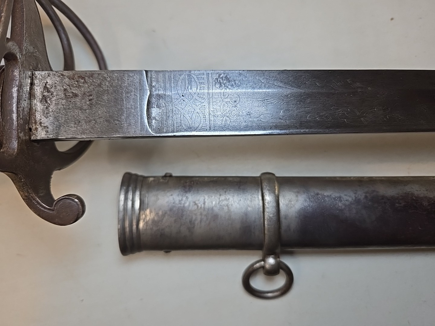 Pre-WWI British Pattern 1827 Volunteer Rifle Officers Sword w/Scabbard - Etched