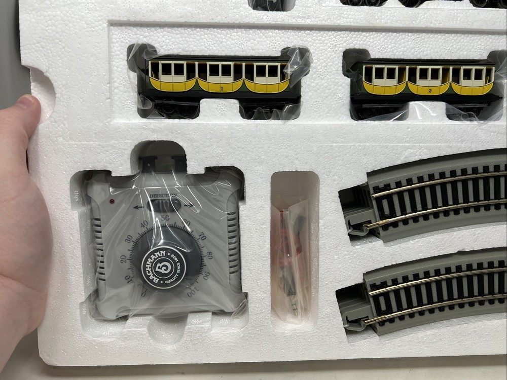 Bachmann HO Scale “The Lafayette” Train Set Open Box Complete Unused