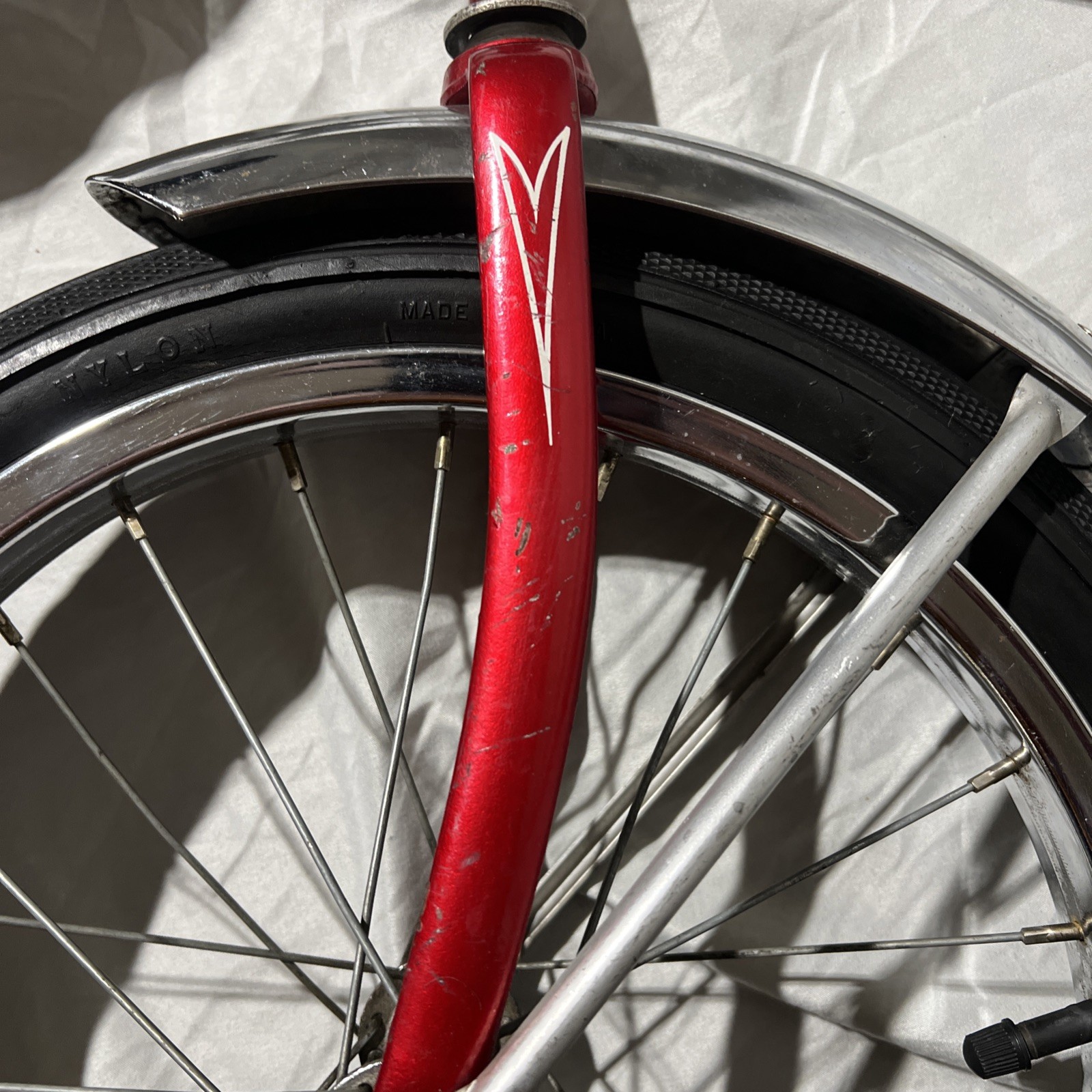 **** Vintage Red Schwinn Tires Rims Fenders NICE Stingray PIXIE 16” Wheels ****